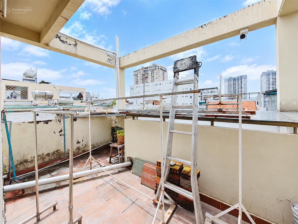 Bán chdv quận 7 đường lâm văn bền, 5 tầng, 10 phòng, thu nhập 40 triệu/tháng