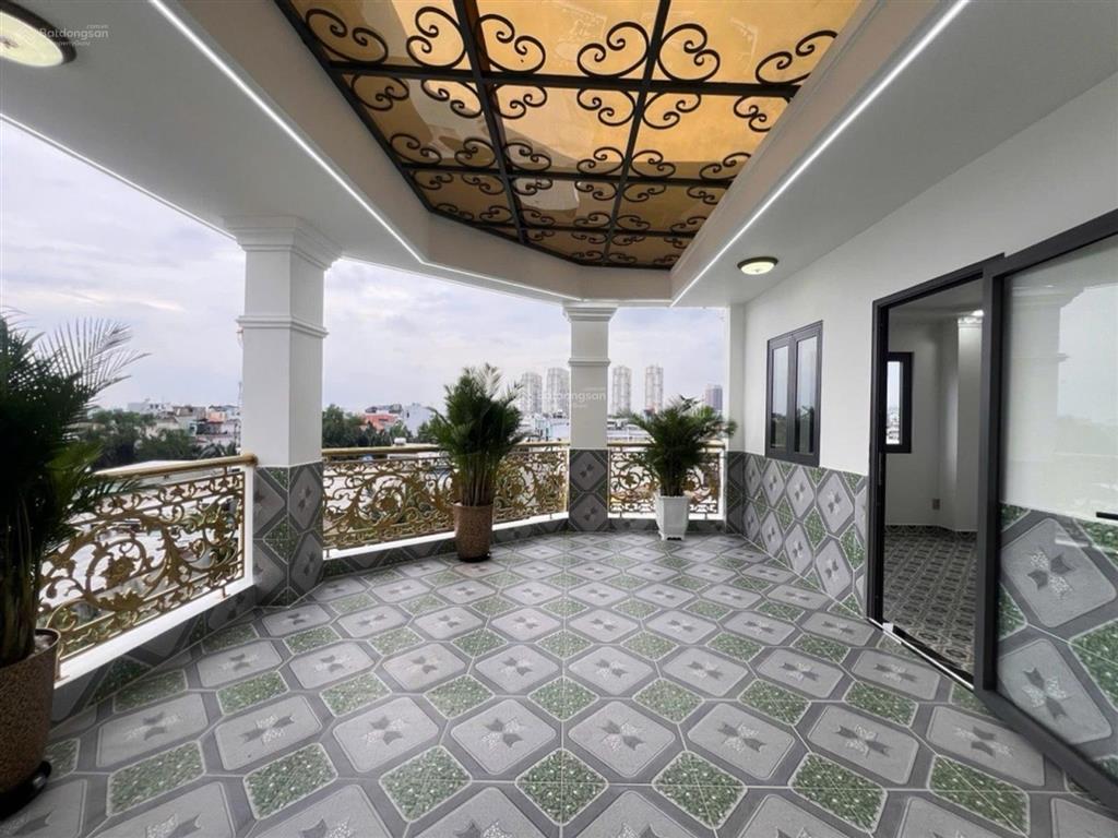 Bán nhà góc 2 mặt hẻm xe hơi dương cát lợi nhà bè, 4 tầng mới 100%, thang máy, 70m2