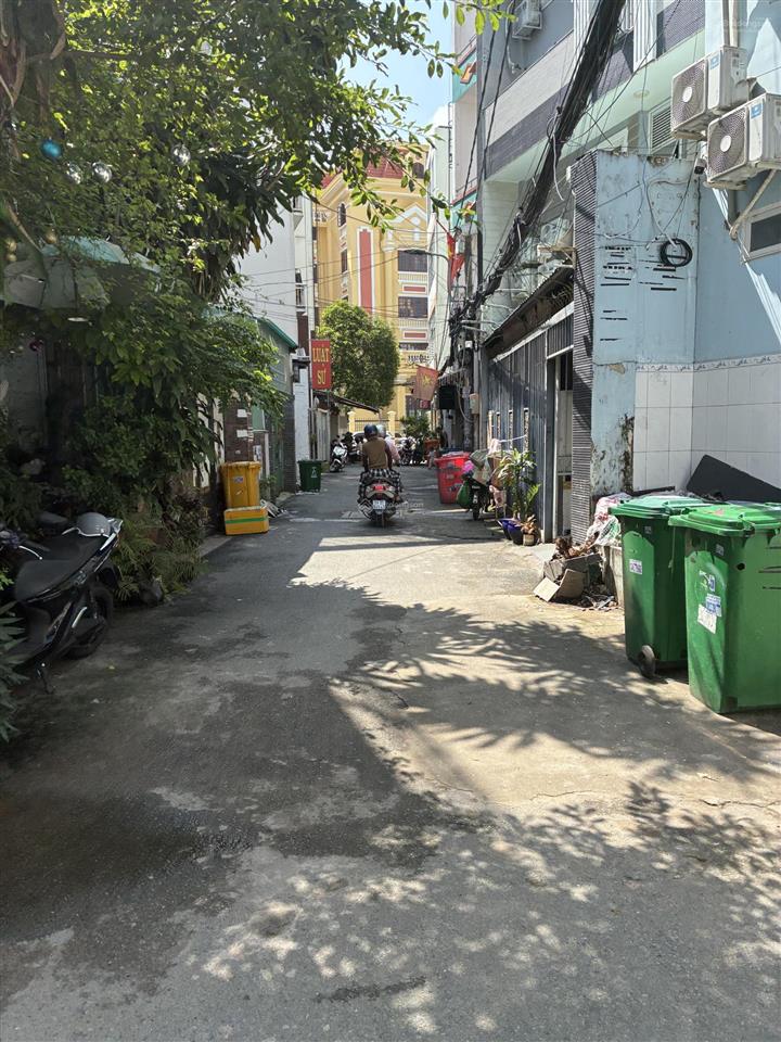 3 tỷ sổ riêng kết cấu 3 tầng, nguyễn kiệm, gò vấp, hẻm thông tứ phía ngay bệnh viện 175