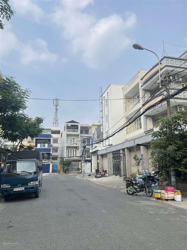 Bán nhà mặt tiền đối diện aeon bình tân đường số 17a khu tên lửa giá 28 tỷ diện tích 5x20m .