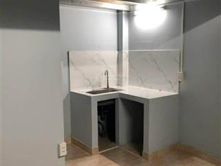 Cho thuê phòng máy lạnh đủ nội thất ngay nhà thờ phao lô giá 2,6tr/tháng giờ tự do
