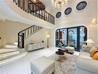 Chỉ còn 1 căn duy nhất khu vực k300 ngang lớn đẹp lung linh, dt 6,5x12m . giá 14 tỷ