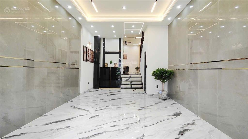 Mặt tiền khu nhà ga t3  5x21,5m 4 tầng giá 22,5 tỷ