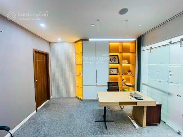 Bán tòa nhà văn phòng mặt tiền khu sân bay, 5x24, giá chỉ nhỉnh 20 tỷ