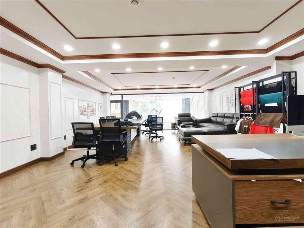 Mặt tiền kinh doanh 6 tầng dt 6x19m có hầm gần ubnd phường phú thạnh