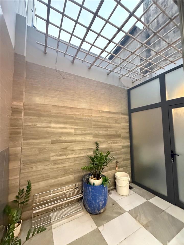 Hẻm ô tô hoà bình nối dài sát ngã tư bốn xã dt 4x23