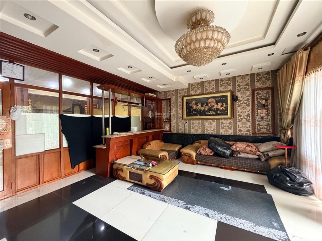 Mặt tiền nguyễn hữu tiến ko quy hoạch lộ giới không tod dt khủng 200m2 chỉ 20 tỷ nhỉnh