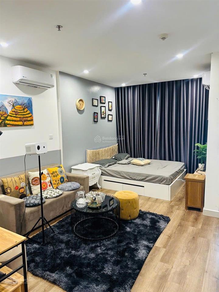 Bán gấp studio 2.2 tỷ rẻ nhất vinhomes ocean park sổ đỏ chính chủ