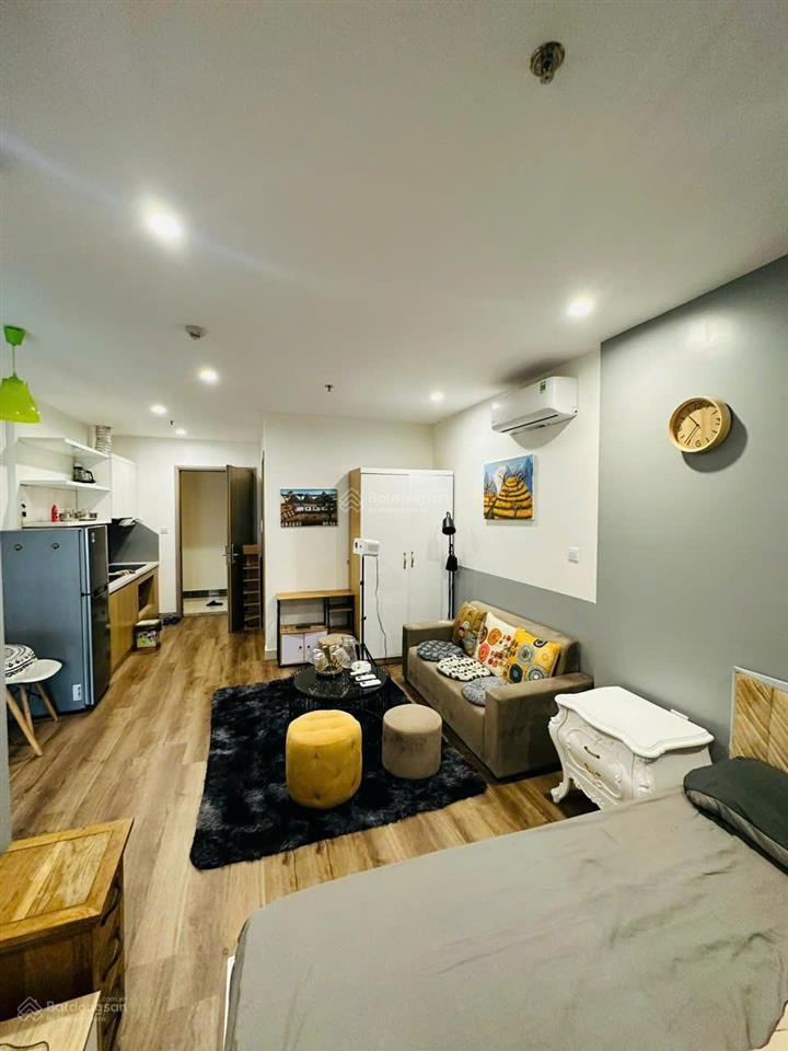 Bán gấp studio 2.2 tỷ rẻ nhất vinhomes ocean park sổ đỏ chính chủ