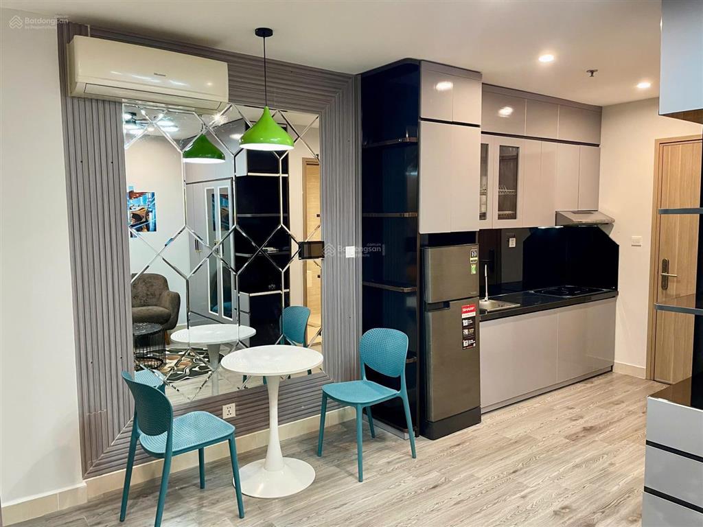 Chính chủ bán gấp căn studio 2 tỷ nội thất luxury tầng trung view thoáng tại vinhomes ocean park