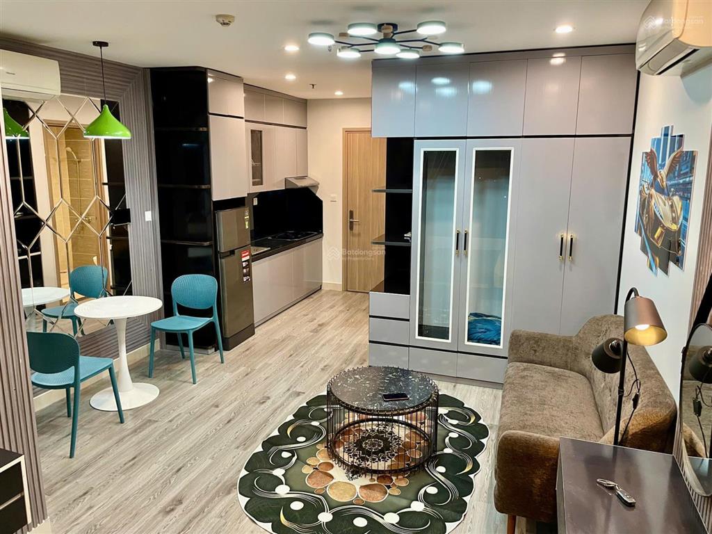 Chính chủ bán gấp căn studio 2 tỷ nội thất luxury tầng trung view thoáng tại vinhomes ocean park