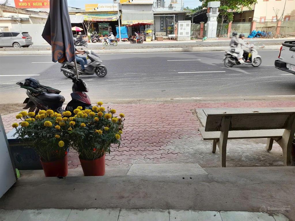 Cho thuê nhà mặt tiền ql50, xã đa phước, bình chánh, dt 3,5*18m, giá 8 triệu