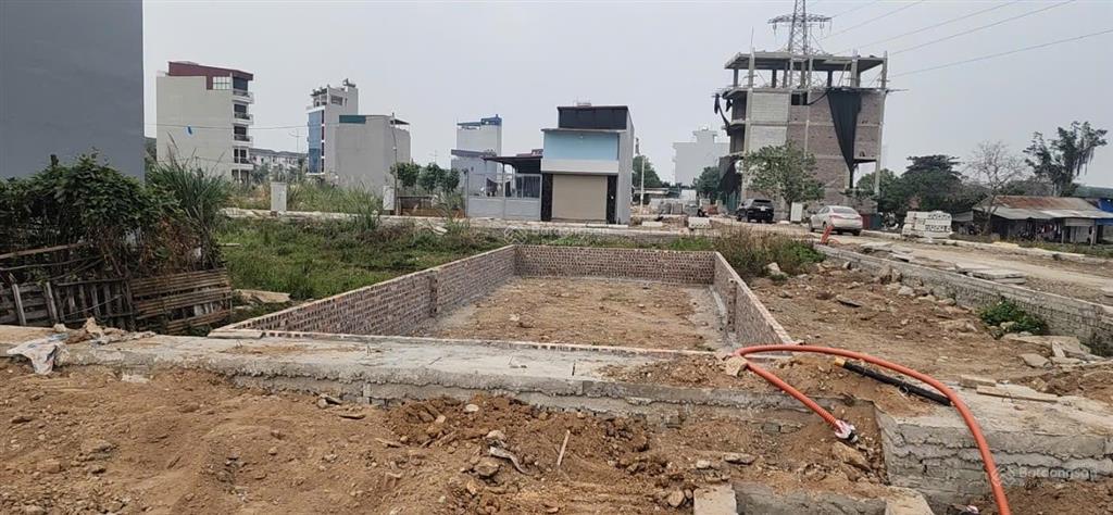 Nhà tôi cần bán một lô 55m cực đẹp vân canh, hoài đức