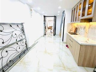 Nhà mới vào ở ngay đường thành thái quận 10  giá 4tỷ790 vị trí cực hiếm sát ủy ban quận