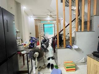 Bán nhà trung tâm nguyễn tiểu la, quận 10 vị trí cực đẹp hẻm thông bà hạt 3 tháng 2