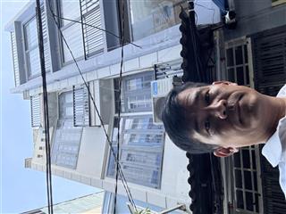 Bán nhà đẹp cư xá đô thành quận 3  vào ở ngay  sát trường bàn cờ hẻm 4.5m diện tích 3