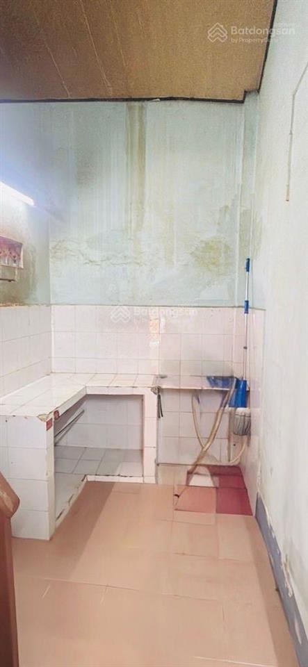 Quận 10 đường ngô quyền  hẻm 4m thông bà hạt  nhật tảo  nhà cấp 4 tiện xây mới hẻm