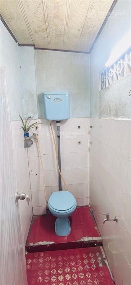 Quận 10 đường ngô quyền  hẻm 4m thông bà hạt  nhật tảo  nhà cấp 4 tiện xây mới hẻm