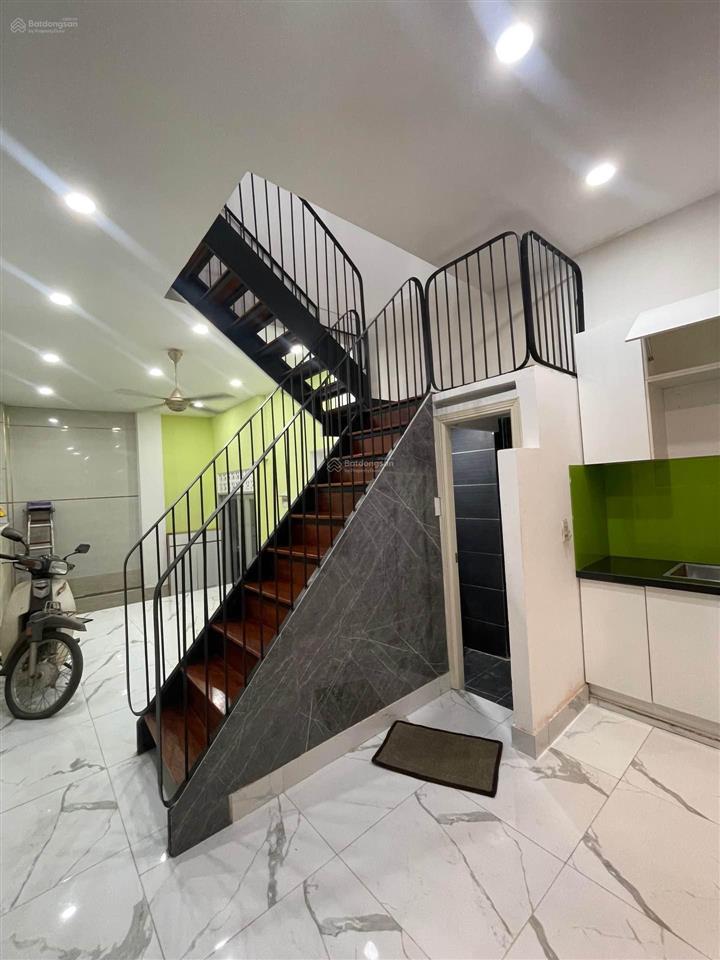 Quận 11  đường hồng bàng  dt 34m2  giá 3tỷ450 diện tích 34m2 (3,6m x 9m) cách hẻm xe hơi