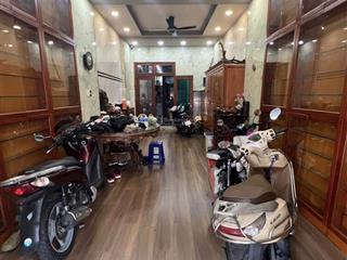 Cho thuê nguyên căn  nhà mặt tiền triệu quang phục  quận 5  thang máy  6pn  4wc  giá 40tr/thá