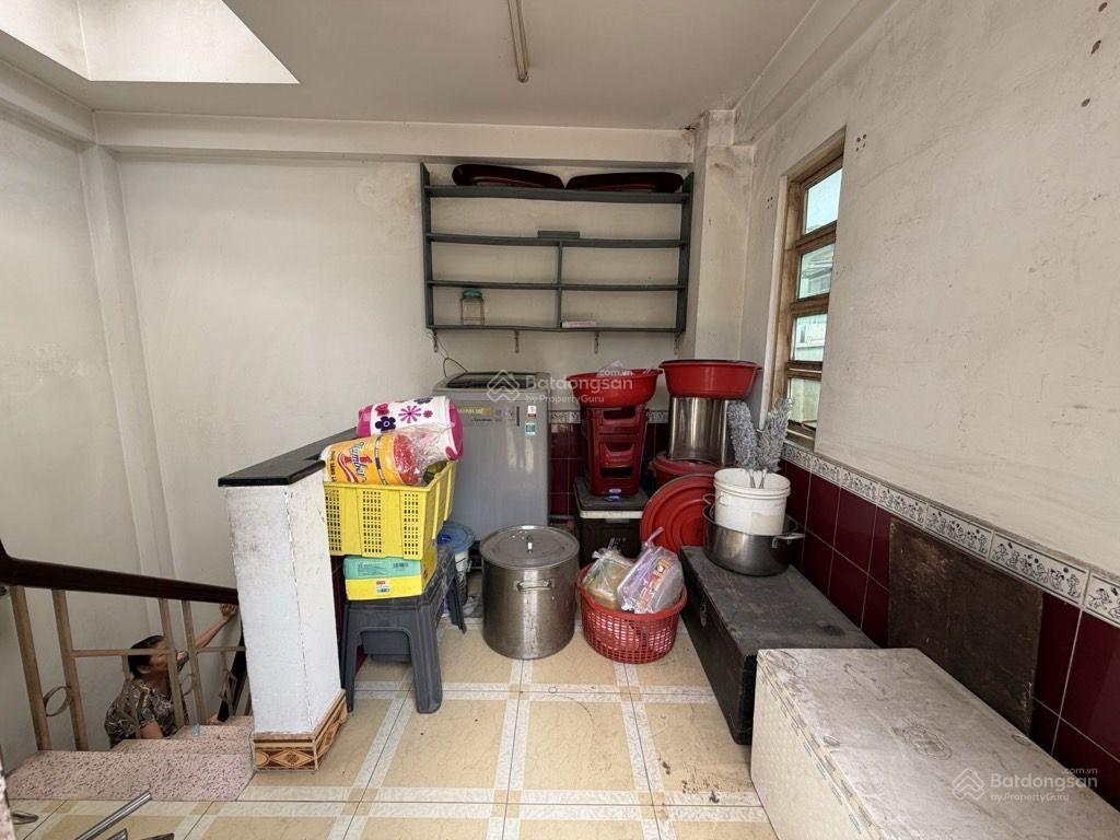 Quận 10  lô góc  đường nhật tảo vị trí đẹp  ngang 4.3m 2 hẻm thông đường bà hạt  4 tầng btct