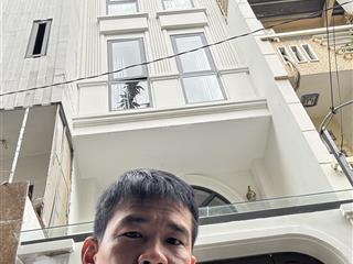 Quận 3  2 mặt hẻm ô tô  gần chợ hòa hưng