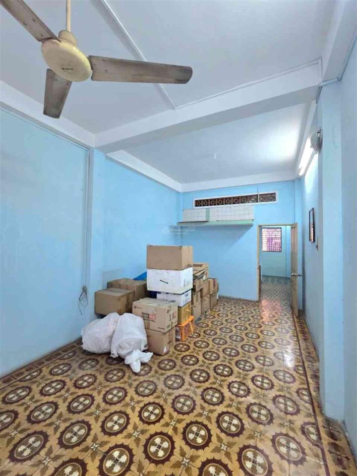 Nhà btct 4 tầng trung tâm quận 10 hẻm 4m thông  ngay bệnh viện nhi đồng