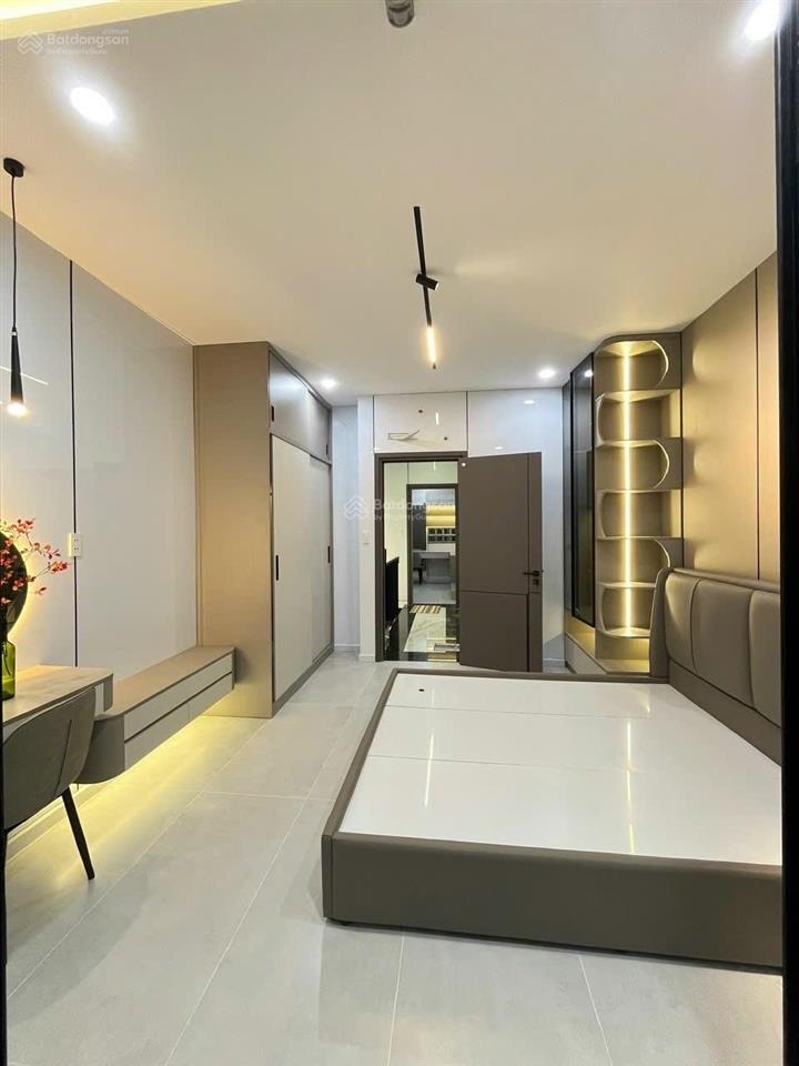 Siêu phẩm q11  5 tầng thang máy  full nội thất cao cấp  giá 8 tỷ 4