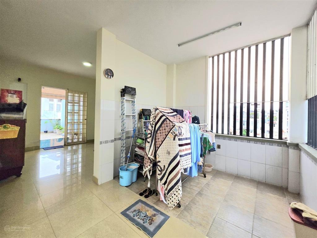 Quận 10 hẻm xe tải nhà mới vào ở ngay  dt 65m² (4/7 x 14m)  sổ đẹp  sát mặt tiền  giá 11 tỷ