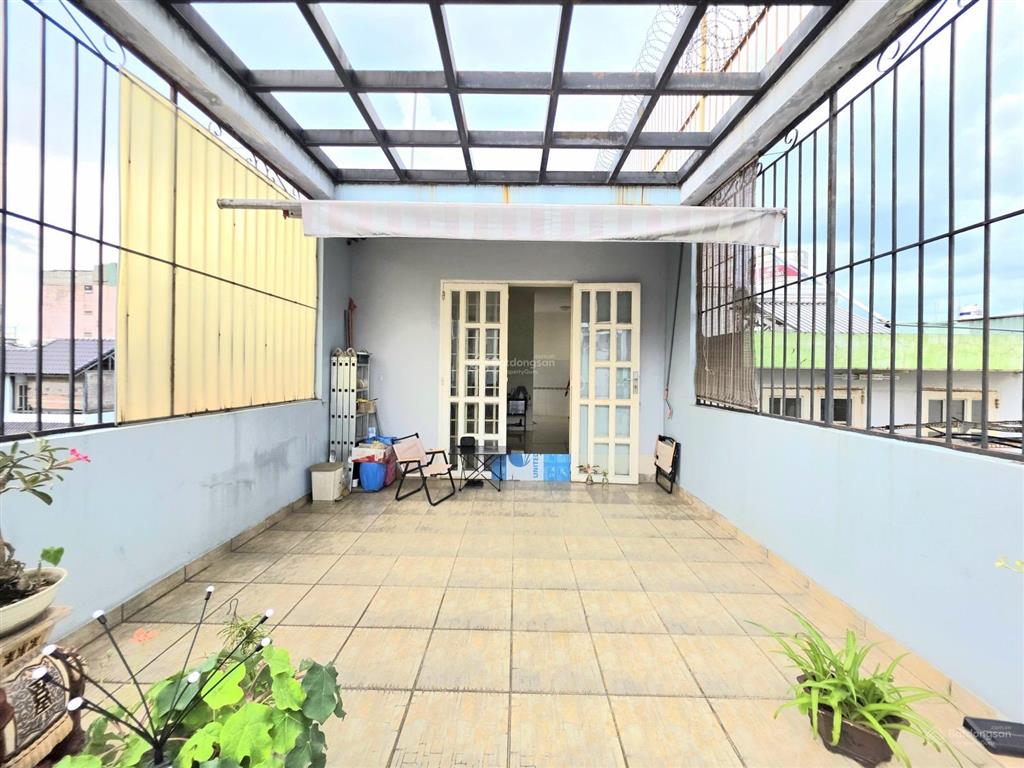 Quận 10 hẻm xe tải nhà mới vào ở ngay  dt 65m² (4/7 x 14m)  sổ đẹp  sát mặt tiền  giá 11 tỷ