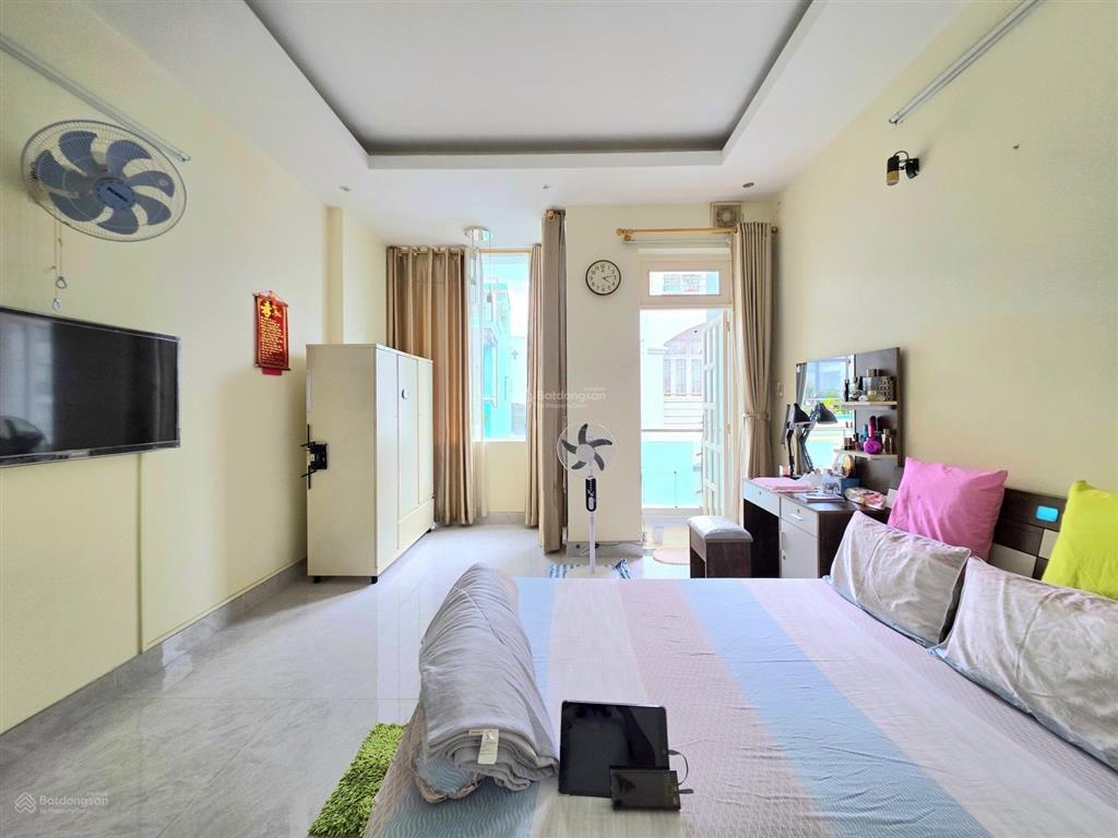 Quận 10 hẻm xe tải nhà mới vào ở ngay  dt 65m² (4/7 x 14m)  sổ đẹp  sát mặt tiền  giá 11 tỷ