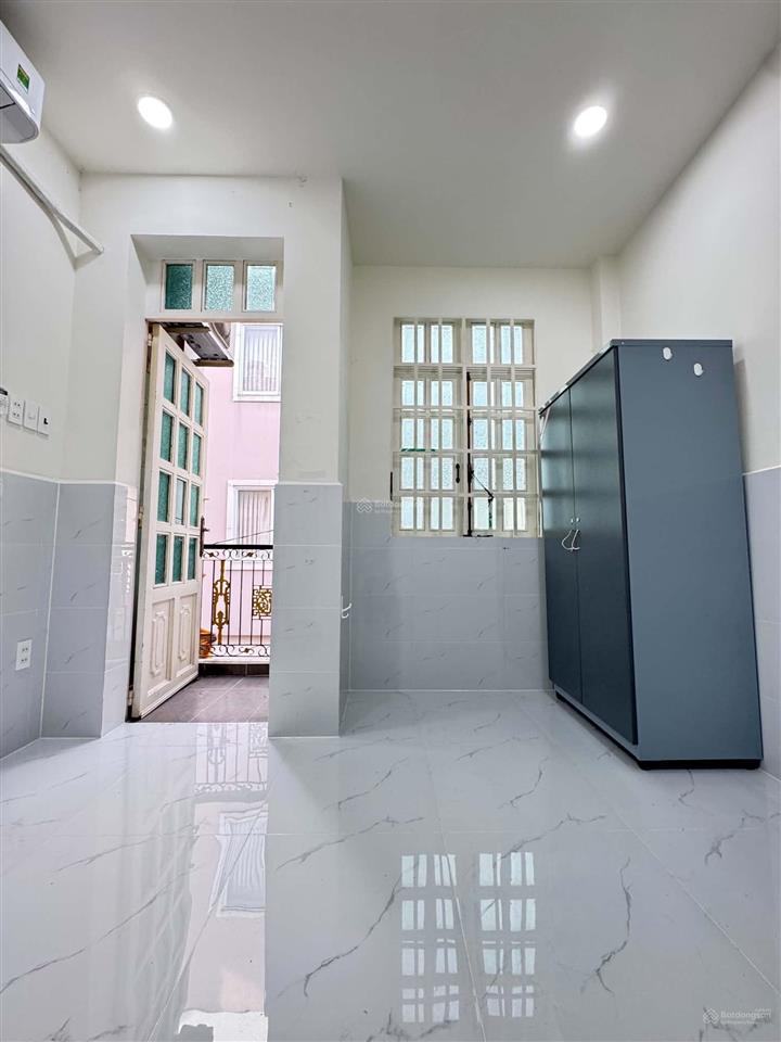 Nhà 5 tầng mới đẹp khu vip thành thái  hẻm xe hơi thông  quận 10