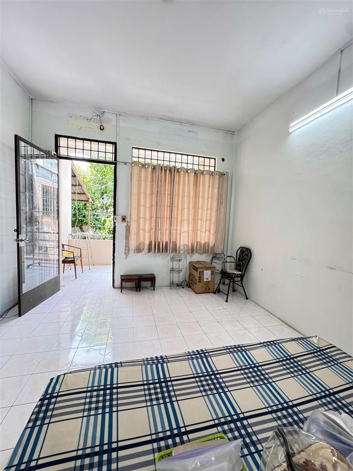 Bán nhà lê đại hành quận 11  xe hơi ngủ trong nhà  dt 87m  ngay vòng xoay  trường đua phú thọ