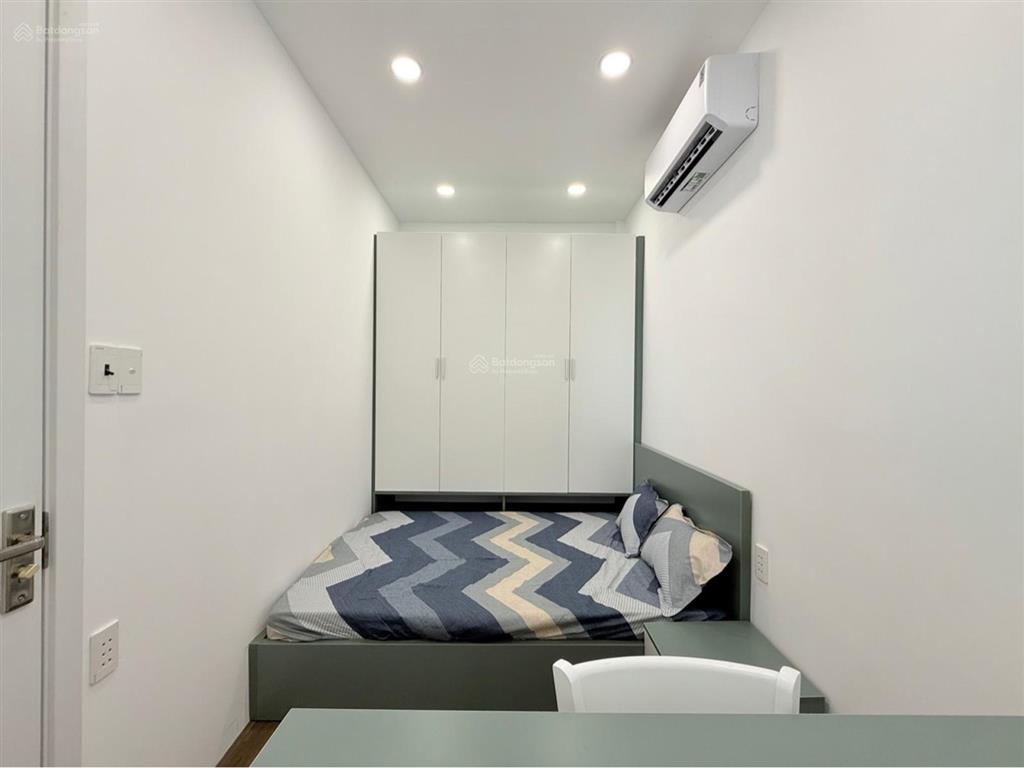 Chỉ 2tỷ350 sở hữu chung cư lạc long quân  mới đẹp full nội thất  vào ở ngay  2pn  2wc ch