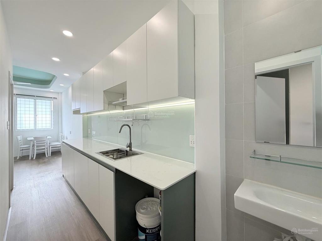 Chỉ 2tỷ350 sở hữu chung cư lạc long quân  mới đẹp full nội thất  vào ở ngay  2pn  2wc ch