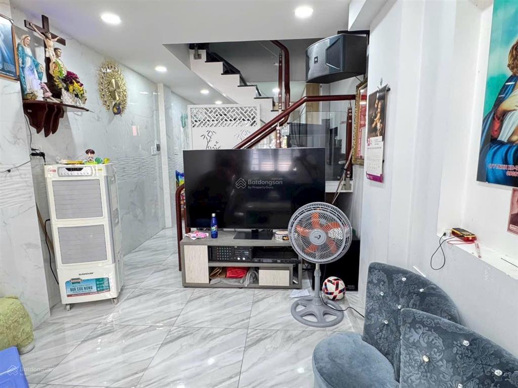 Bán nhà quận 10 hẻm xe hơi vào nhà  ngay trường quốc tế việt úc  nhà thi đấu phú thọ  sân v