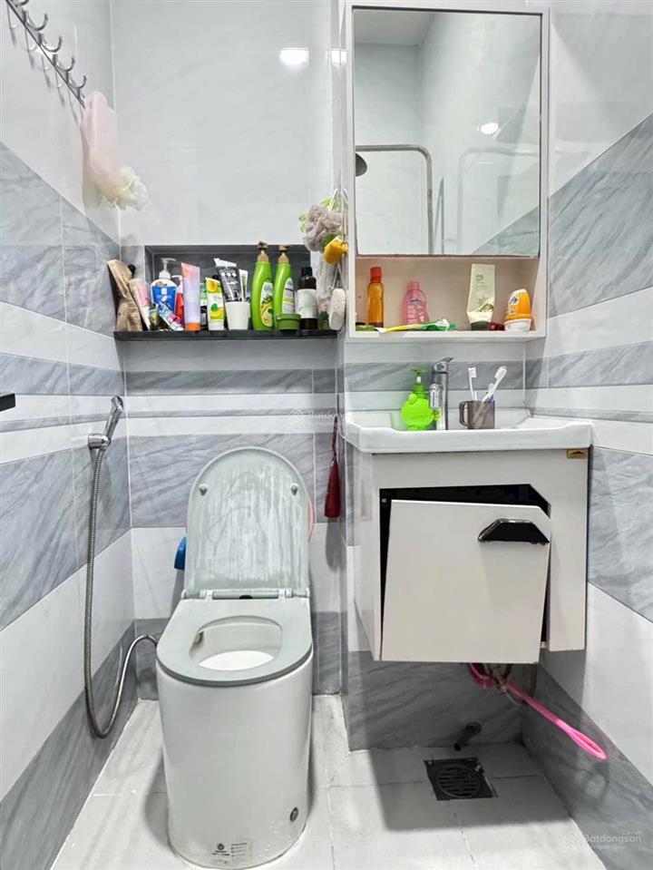 Bán nhà quận 10 hẻm xe hơi vào nhà  ngay trường quốc tế việt úc  nhà thi đấu phú thọ  sân v