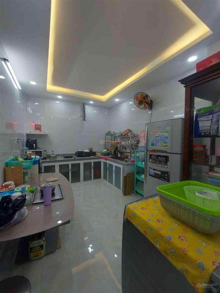 Nhà quận 10 vị trí đẹp  ngay nhà hát hòa bình  8,9 tỷ đường 3 tháng 2, gần học viện hành ch