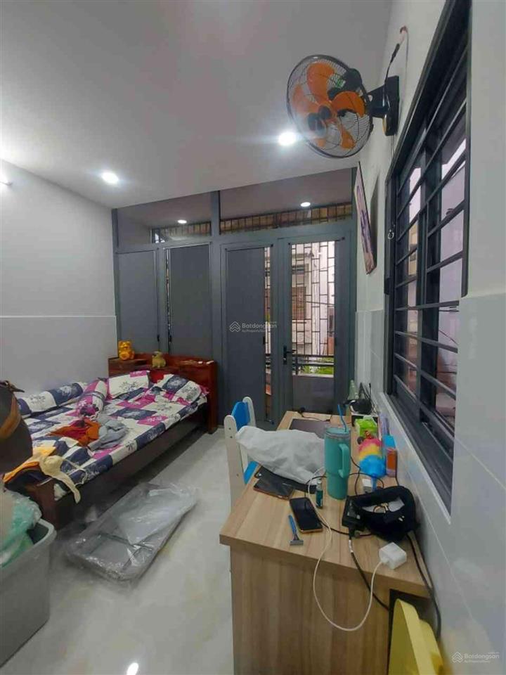 Nhà quận 10 vị trí đẹp  ngay nhà hát hòa bình  8,9 tỷ đường 3 tháng 2, gần học viện hành ch