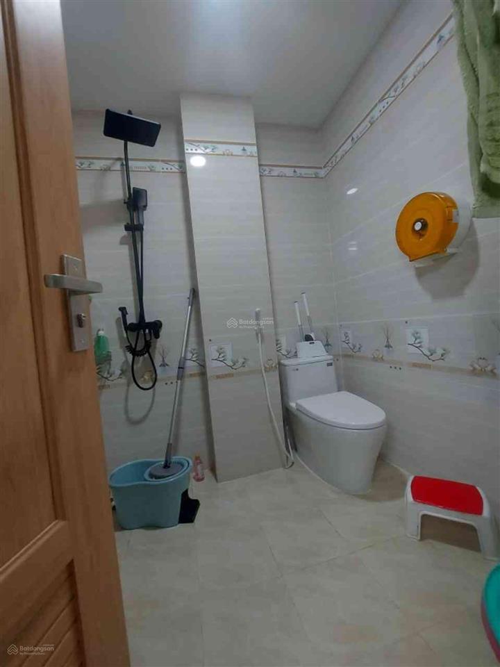 Nhà quận 10 vị trí đẹp  ngay nhà hát hòa bình  8,9 tỷ đường 3 tháng 2, gần học viện hành ch