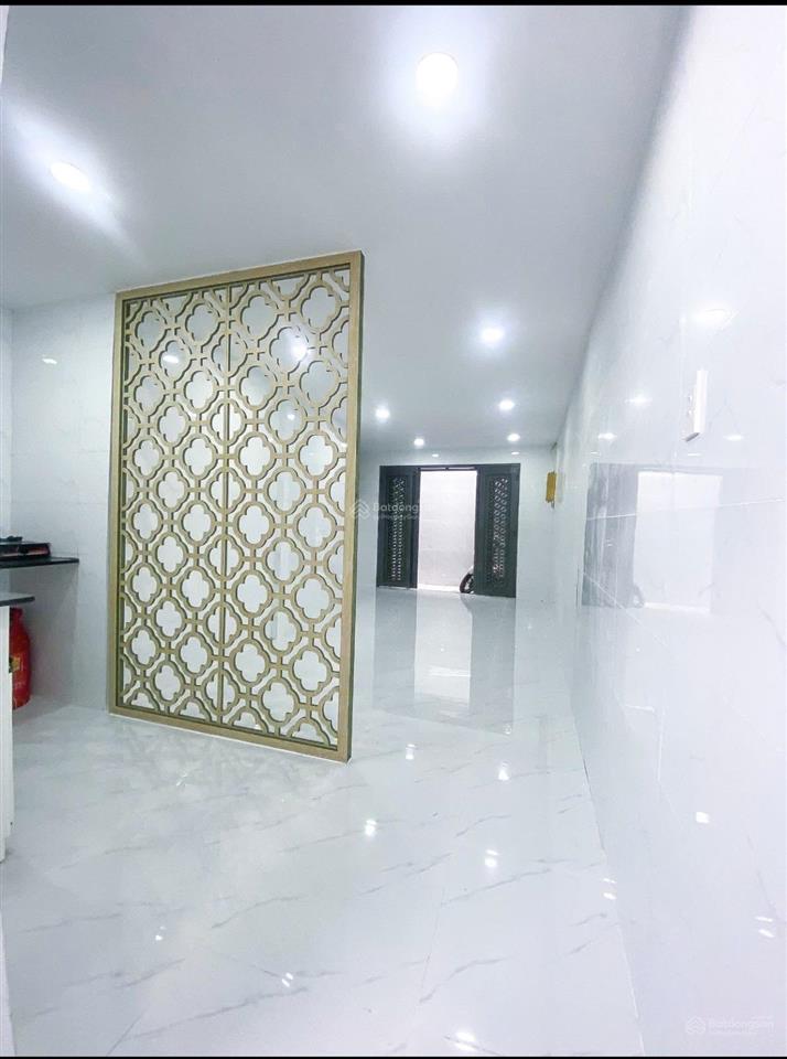 Quận 10  nhà 2 lầu dt 42m2 gần bv nhi đồng giá 5,1 tỷ vị trí đẹp, gần nguyễn duy dương bà hạt