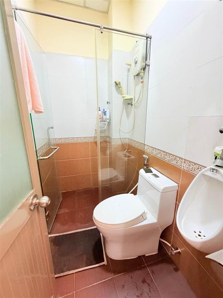 Bán nhà quận 3 hẻm 4m  ngang 4.1m  cách 30m ra mặt tiền đường  giá 7.8 tỷ  diện tích 52m²