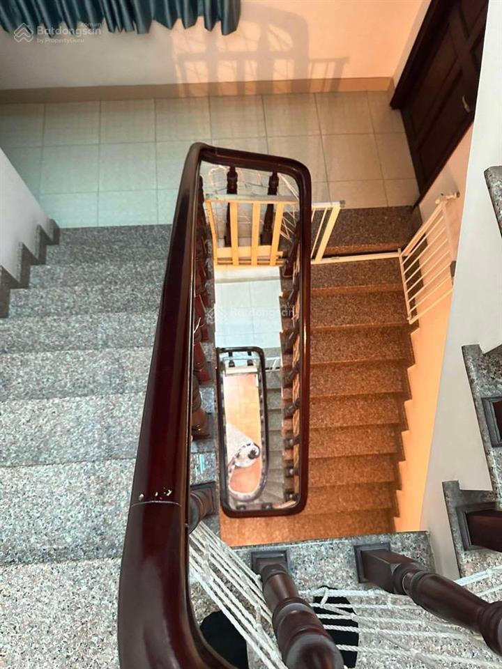 Bán nhà đường tô hiến thành quận 10  dt 43 m2  giá 13tỷ5 hẻm xe hơi vào tận nhà, hẻm rộng 5