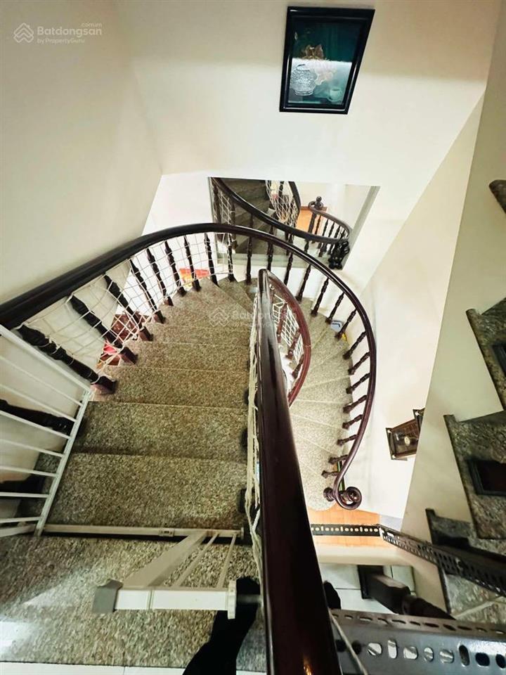 Bán nhà đường tô hiến thành quận 10  dt 43 m2  giá 13tỷ5 hẻm xe hơi vào tận nhà, hẻm rộng 5