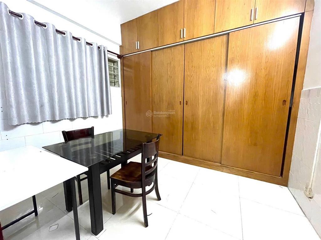 Bán căn hộ chung cư nguyễn kim quận 10  thang máy  ngay sân vận động thống nhất  2pn  2wc