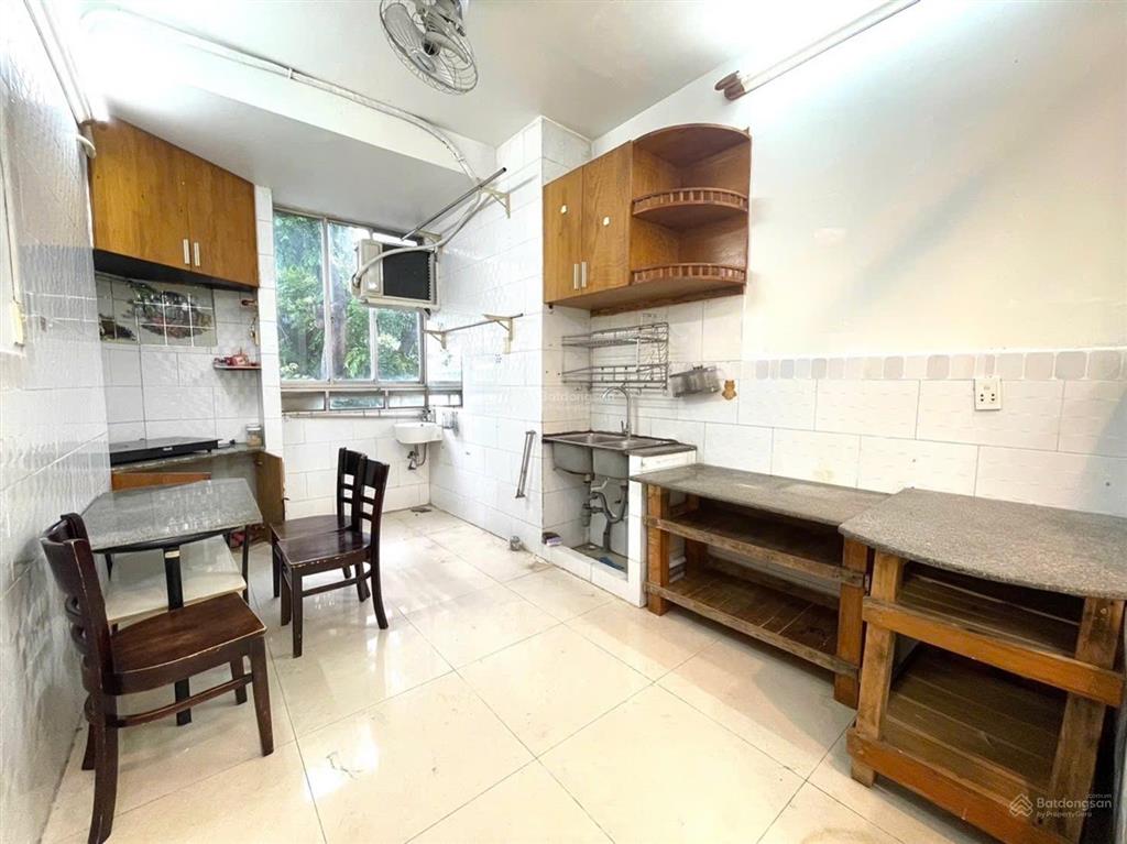 Bán căn hộ chung cư nguyễn kim quận 10  thang máy  ngay sân vận động thống nhất  2pn  2wc