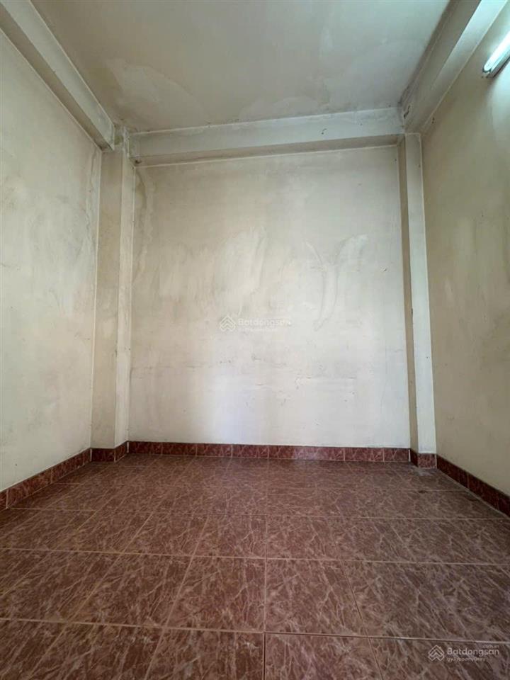 Bán nhà mặt tiền kinh doanh nhật tảo, quận 10  vài thùng sơn nhà đẹp như mới diện tích 33m
