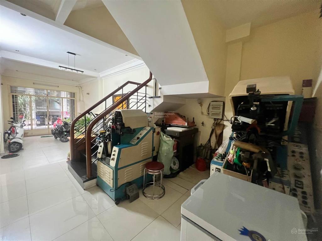 Hàng cực hiếm khu vip quận 10  hẻm 8m  xe hơi né nhau  giá 19tỷ3 vị trí đắc địa ngay lý th