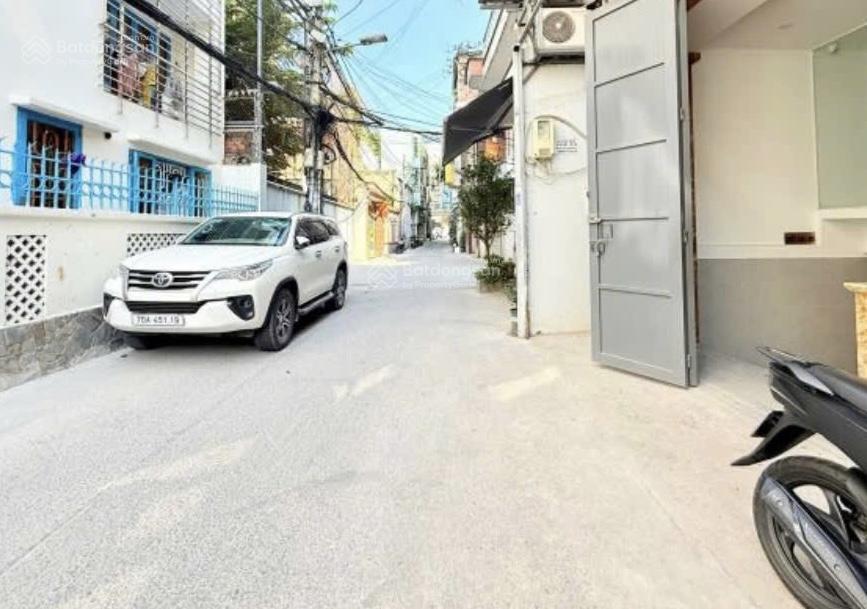 Bán nhà vị trí vàng quận 3 đường võ thị sáu  khu vực hiếm nhà bán  ngang 5.3m  giá 17 tỷ 8
