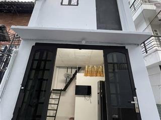 Chỉ 2 tỷ sở hữu ngay nhà 2 tầng đường bạch đằng  hẻm xe hơi thông đường bùi đình túy  lô góc